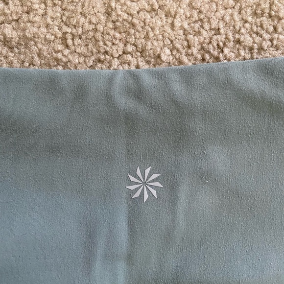 Athleta Leggings With mesh on sides. XS - Picture 3 of 4